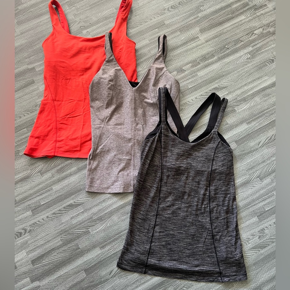 Lululemon tank tops size 4 bundle